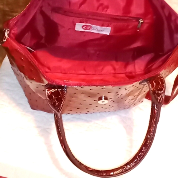 GaBaangs Red With Long Strap and Short Straps Big Plenty Of Room Pocket Purse - Picture 6 of 12